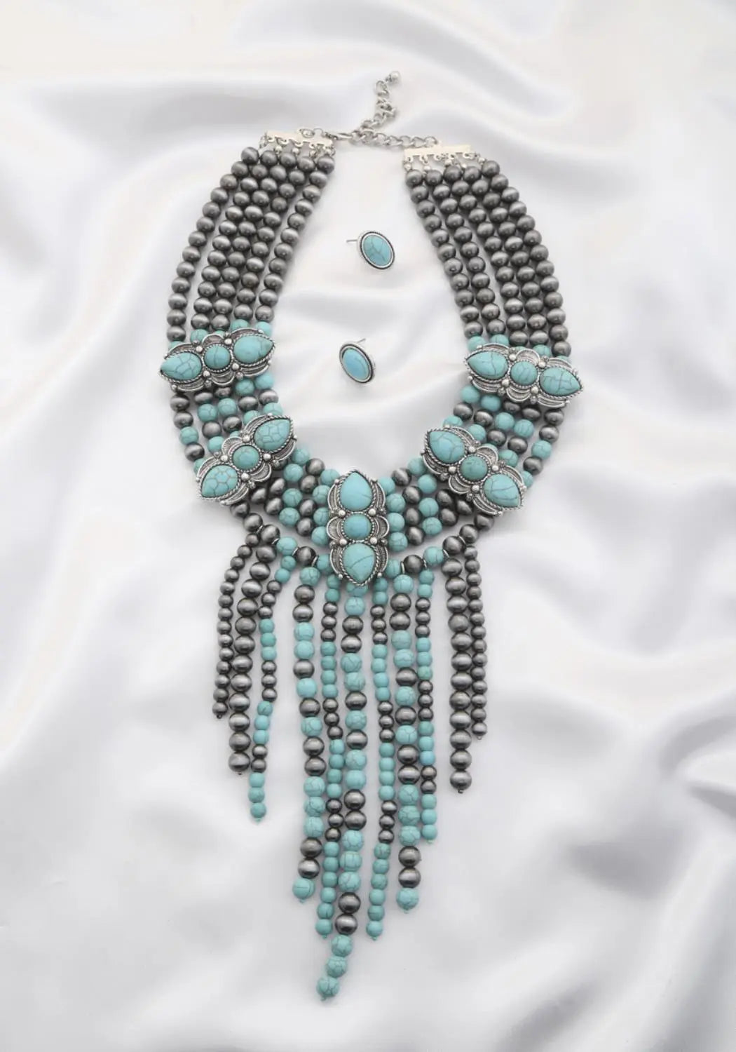Rodeo westren beaded necklace Sunny EvE Fashion