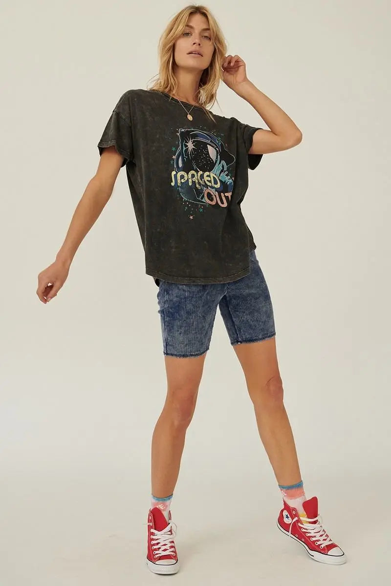 A Mineral Washed Graphic T-shirt Sunny EvE Fashion