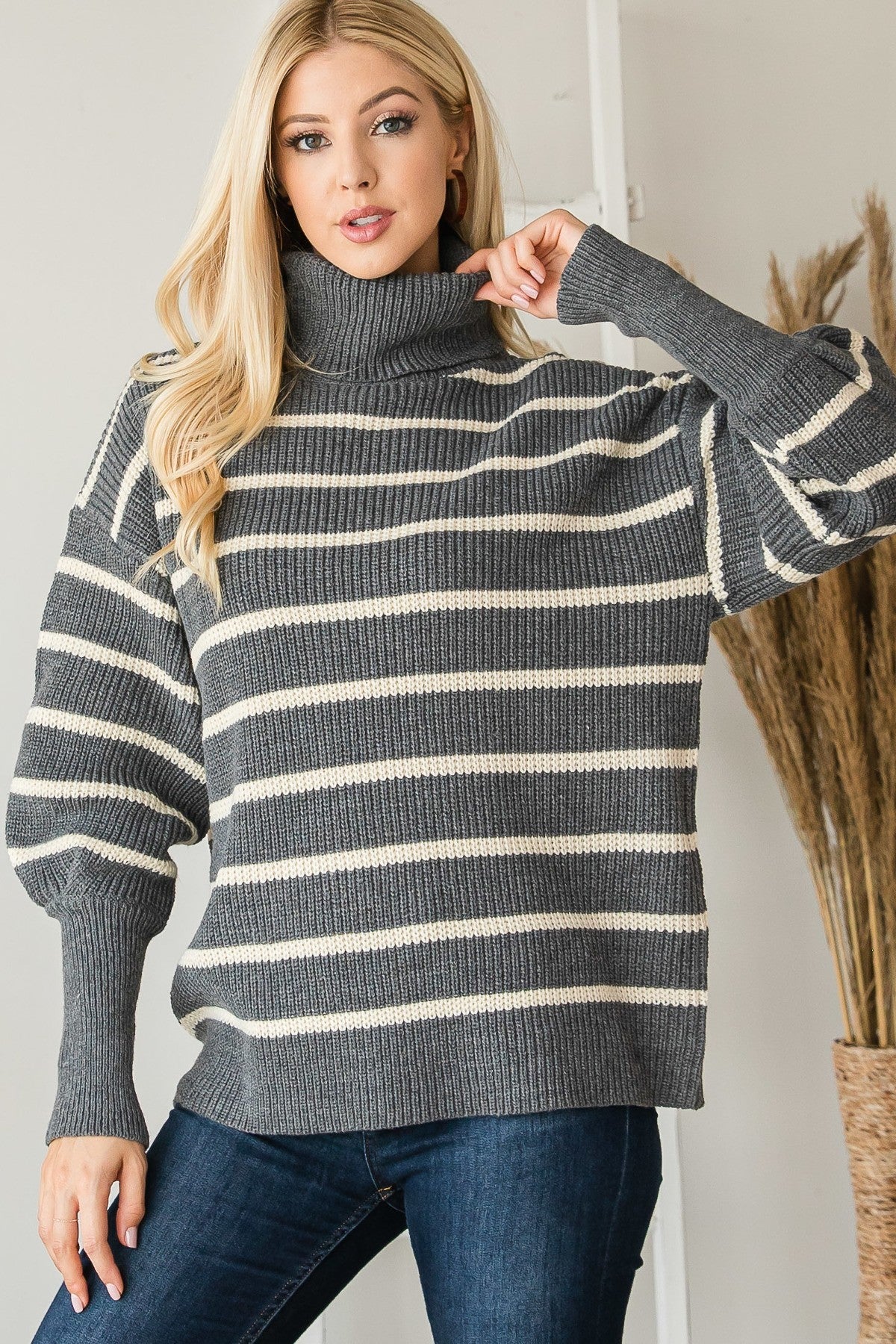 Heavy Knit Striped Turtle Neck Knit Sweater Sunny EvE Fashion