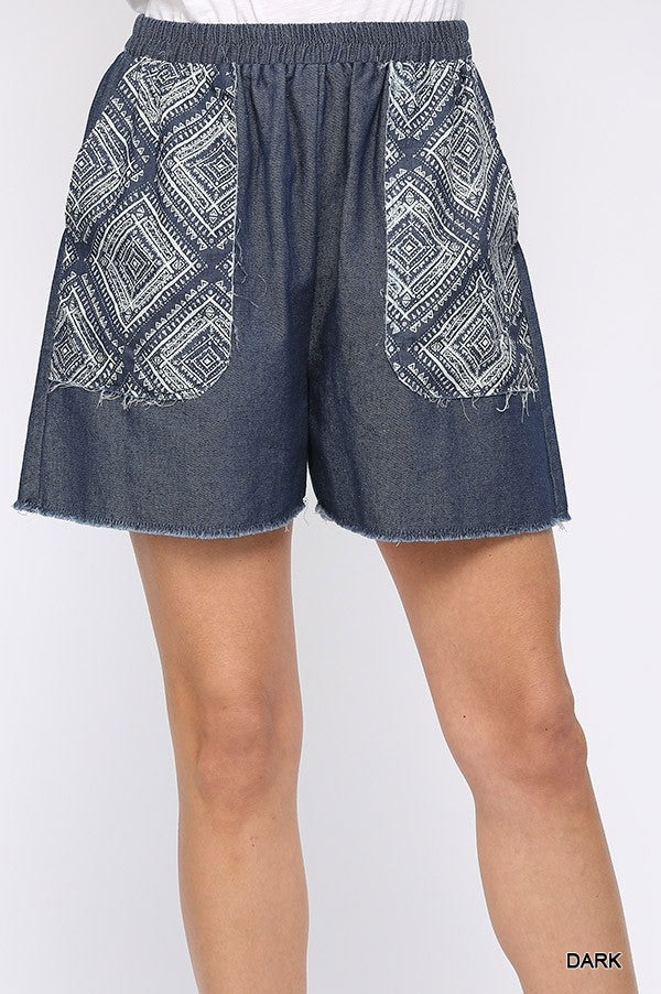 Denim And Print Pockets Elastic Waist Shorts With Raw Hem Sunny EvE Fashion