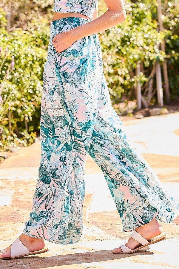 Back Elastic Waist Band Side Pockets Pleat Side Open Slit Tropical Print Pants Sunny EvE Fashion