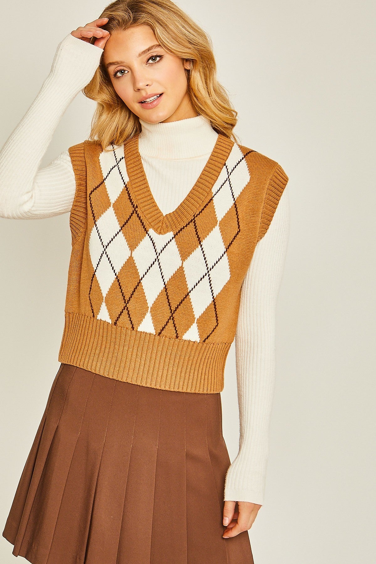 Argyle Print Sweater Vest Sunny EvE Fashion