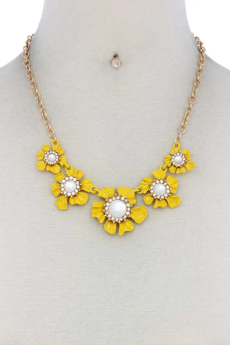 Floral Pearl Bead Necklace Sunny EvE Fashion